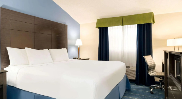 Двухместный номер Standard Days Inn by Wyndham Tamworth