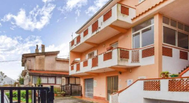 Belvilla by OYO Villa Papasidero, Buchen Sie Villa Villen in Papasidero, Villa