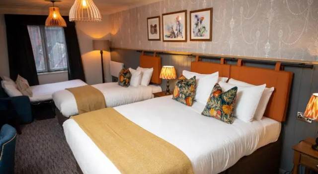 Семейный номер Standard Ely Hotel by Chef & Brewer Collection