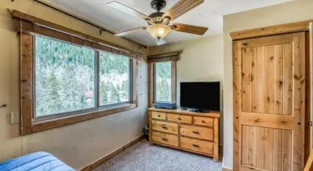 Just Remodeled 2 Story Condo in E. Vail 4192 Spruce Way, #204, Vail, CO 81657, Забронировать Апартаменты/квартира Вейл Roosevelt National Forest, рядом с Vail Racquet Club