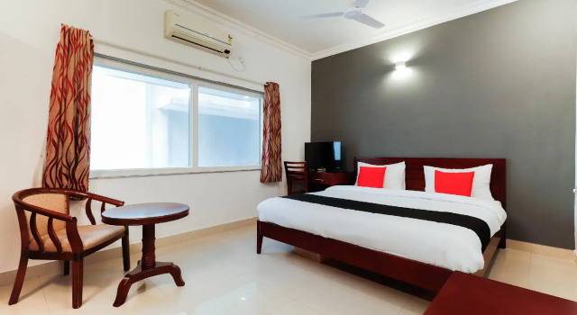 Capital O 62688 Makers Hotel