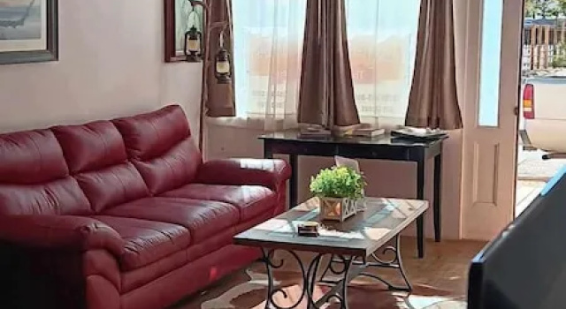 Люкс Deluxe Katies Cozy Suites