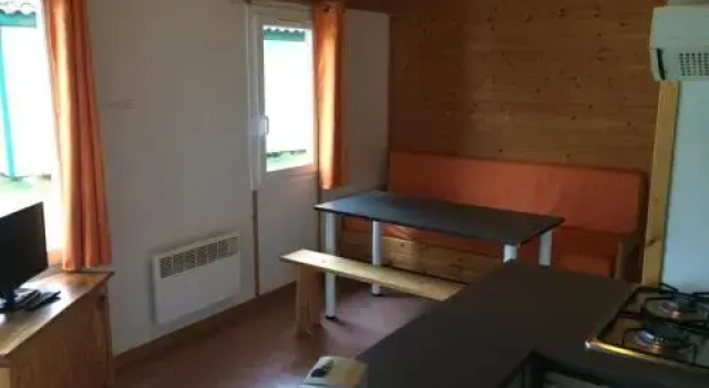 Camping Les Lupins, Rezervasyon Kamp Alanı Seppois-le-Bas Sundgau
