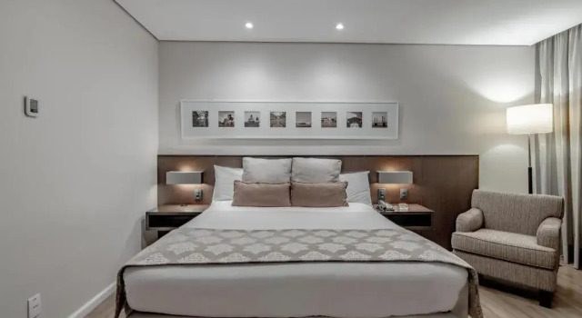 Номер Superior Hotel Deville Prime Porto Alegre