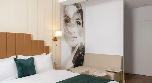 Comfort huone Hotel Epica