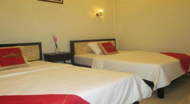 Safari Hotel, Buchen Sie Hotel Hotels in Kandal mit Parkplatz, Parkplätze