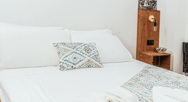 Room Tiu Bainzu - In Boutique Apartment-Stanza Tiu Bainzu
