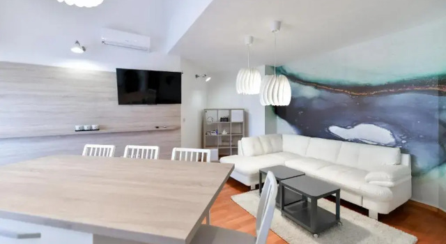 Bellevue Hill apartment