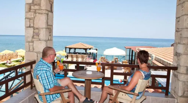 Двухместный номер Standard Ekavi Hotel