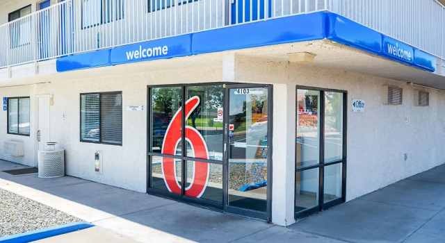 Motel 6-Pueblo, CO - I-25, Buchen Sie Motel Galaţi 