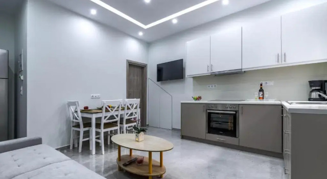 Апартаменты с 2 комнатами Renovated 2BD house close to Pireus port