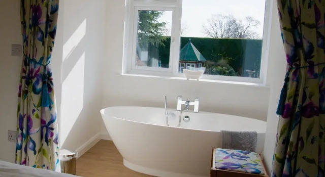 Апартаменты Premium Malvern Holiday Garden Flat
