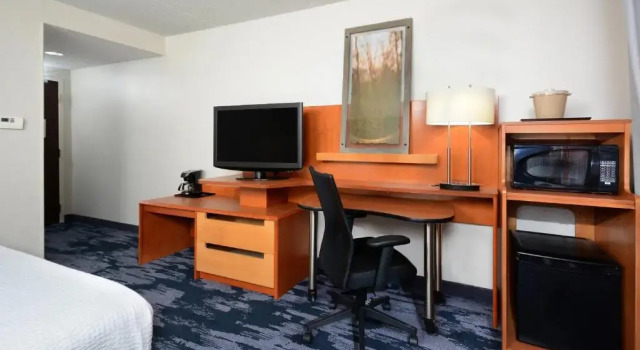Номер Standard Fairfield by Marriott Inn & Suites Charlottesville North