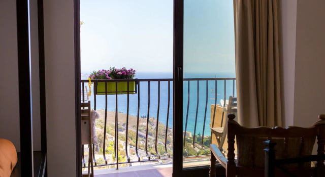 Taormina Centro Apartment, Забронировать Апартаменты/квартира Апартаменты Таормина, рядом с Железнодорожный вокзал Таормина – Джардини Наксос, Апартаменты/квартира