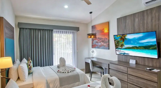 Четырёхместный номер Standard с балконом и с видом на город Casa Nicole Boutique Hotel