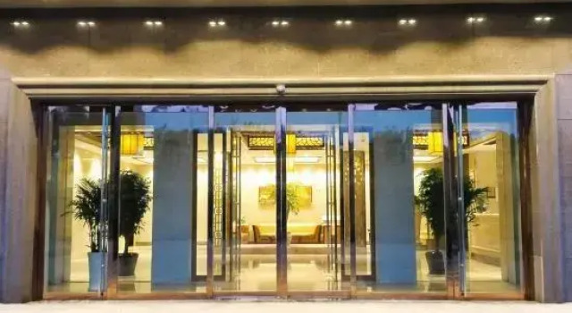 Shunquan Jinguan Business Hotel, Prenota Hotel Hotel a Shaoxing con parcheggio, Parcheggio