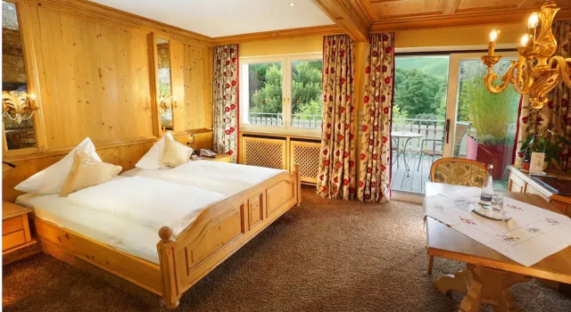 Полулюкс с балконом Hotel Rebstock Durbach