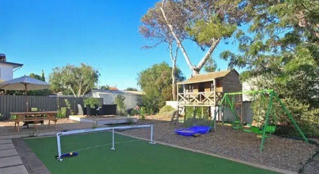 Sea Lime Beach House, Rezervați Hotel Port Willunga Australia de Sud
