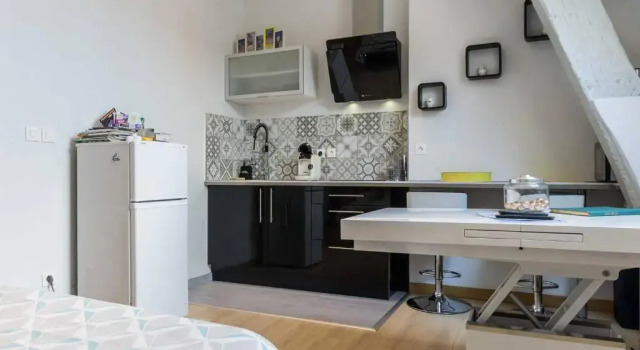 Студия Studio à l'Hotel Jean Lebelin