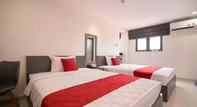 Двухместный номер Deluxe Bin Bin Hotel 7 - Near TON DUC THANG University