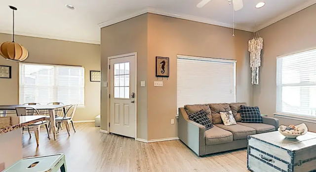 118 N Nautica House - 2 Br home by RedAwning