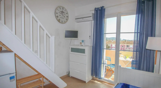 Snug holiday home in Port Grimaud near the beach
