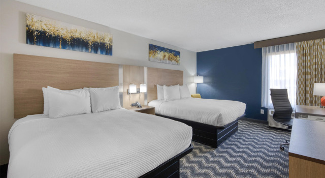Четырёхместный номер Standard Best Western Greensboro Coliseum Inn