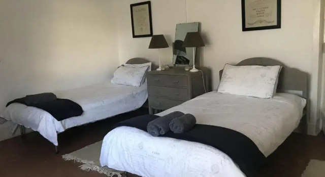 Nagenoeg, Buchen Sie Hotel Hotels in Graaff-Reinet mit Parkplatz, Parkplätze