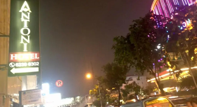 Antoni Hotel, Забронировать Отель Отели Джакарты 3 звезды, рядом с Glodok Market, 3*