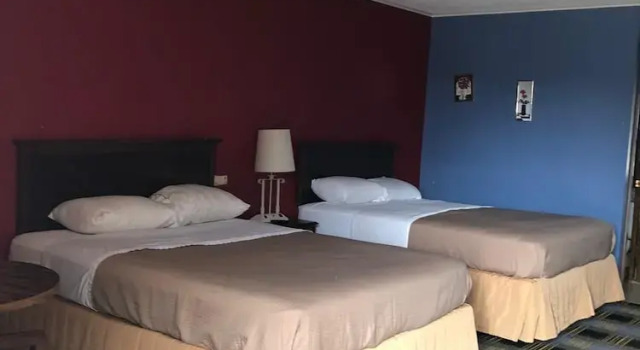 Четырёхместный номер Standard Rose Motel
