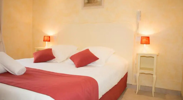 Номер Standard Hôtel & Spa La Villa