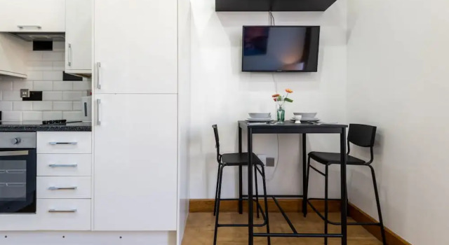 Апартаменты City Centre Apartment