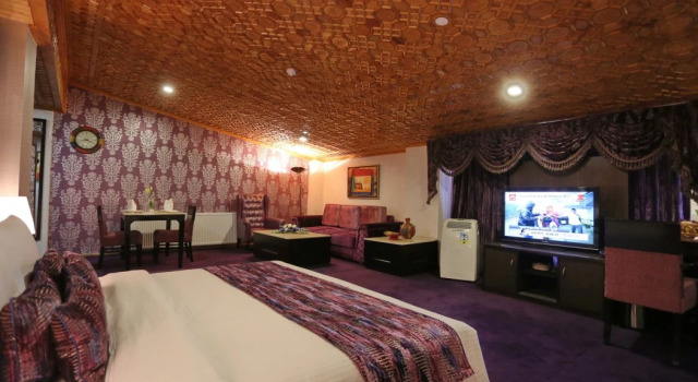 Batra Hotel and Residences, Забронировать Отель Бизнес-отели Jammu & Kashmir Ski, 4* 5*