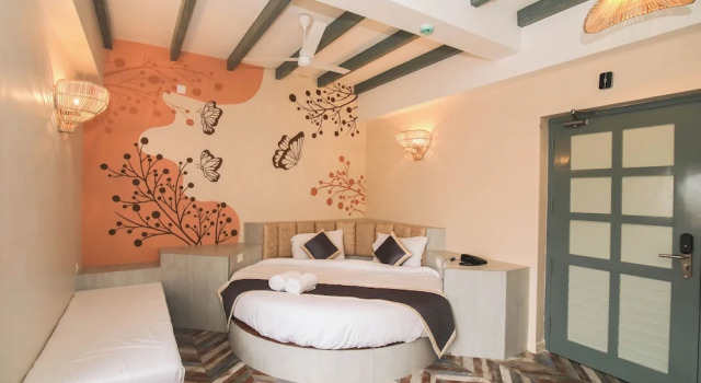 La Papillon Maison, Забронировать Отель Отели штата Тамилнада с завтраком, Завтраки