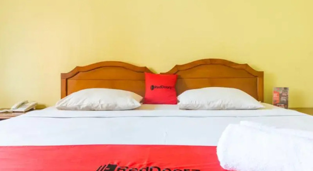 Suite Standard RedDoorz Plus near Brawijaya Museum