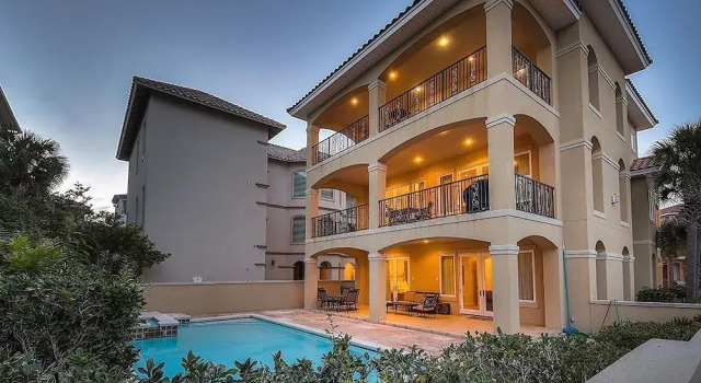 Bella Destina 5 Bedroom Holiday Home by Five Star Properties, Забронировать Апартаменты/квартира Дестин Emerald Coast, рядом с Гольф-клуб Emerald Bay