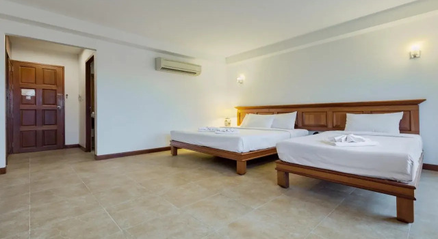 Amalthea Hotel, Забронировать Отель Отели Патонг-Бич по системе «всё включено», рядом с Banzaan Fresh Market, Всё включено