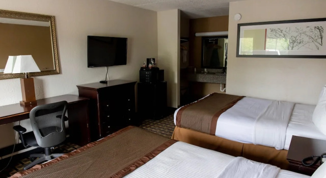 Classique quadruple chambre Regency Inn