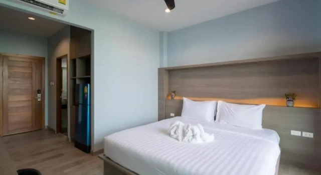 Номер Standard Peace Blue Naiharn Naturist Resort Phuket SHA Extra Plus