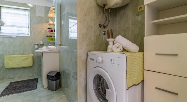 Amazing Home in Sisan With Outdoor Swimming Pool, Wifi and 2 Bedrooms