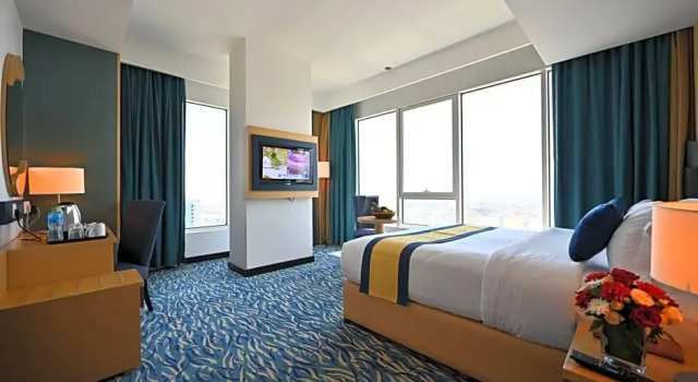 Люкс Deluxe Harbour Suites Hotel