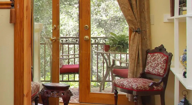 Люкс с балконом Bella Vista Bed and Breakfast
