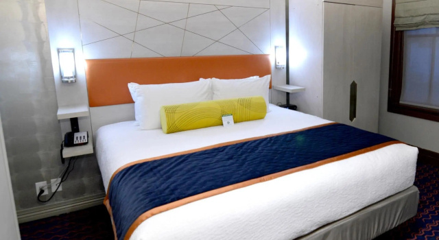 Шестиместный номер Standard Hotel 1914 - Historic Alamo Riverwalk, an Ascend Collection Hotel