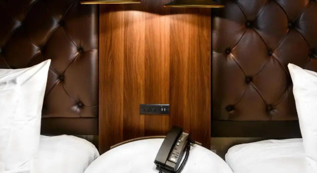Двухместный люкс Hollywood Inn Suites Hotel