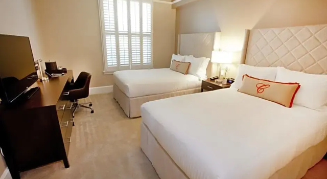 Четырёхместный номер Standard Cardinal Hotel