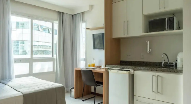 Апартаменты Superior Biarritz Hplus Long Stay