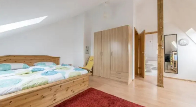 ID 6129 - Private Rooms, Забронировать Отель Латцен Ганновер, рядом с Торговый центр "Лайне Центер Латцен"