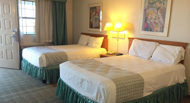 Hemp Hotel a Travelodge by Wyndham Oklahoma City South, Boek Hotel Hotels in Oklahoma met zwembad, Zwembad