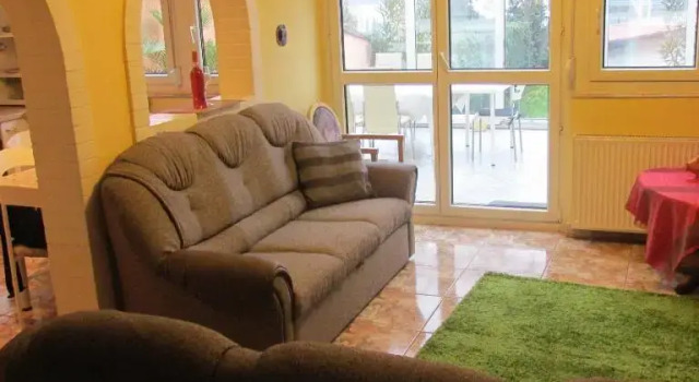 Bazis Guesthouse, Buchen Sie Hotel Eger 