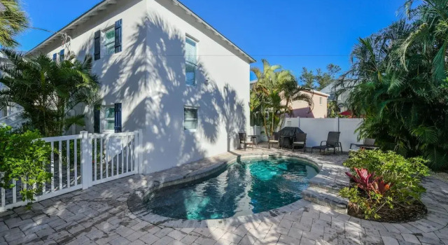 The Daiquiri Deck by SKLRP, Book Feriehus Hoteller i Siesta Key med pool, Swimmingpool